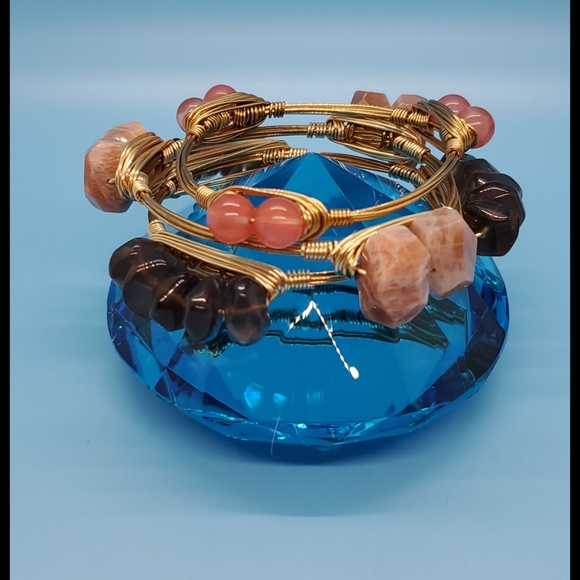 Jewelry - Hawaiian artisan faux gem wrap bangles Set of 3